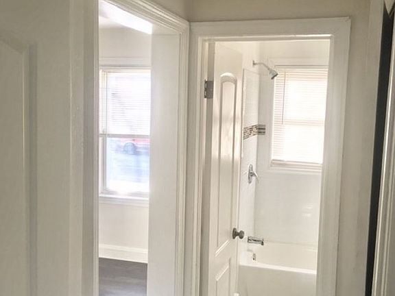 60893F90-5C3F-4285-A164-3DD34A194C7B