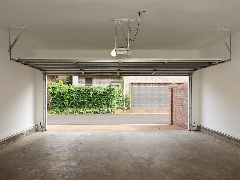 83 Asphodel Dr — Photo 29