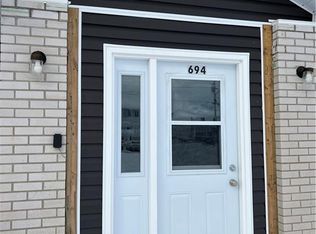 694 Appleby St, Bathurst, NB E2A3L4