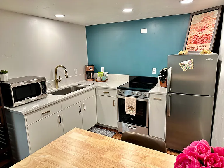 2419 W Regan Ave — Photo 48