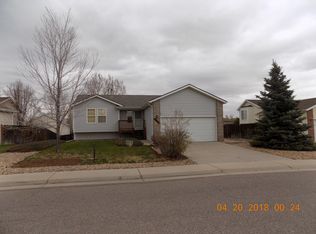 22031 E Alamo Pl, Centennial, CO 80015
