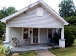 223 Broadway St NW, Lenoir, NC 28645