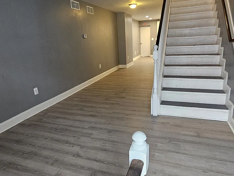 814 N Port St #0 — Photo 3