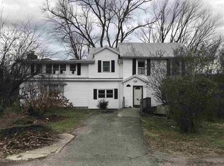 6147 Ohio River Rd, Lesage, WV 25537