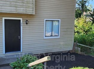 26 Cherrywood Ter, Beaver, WV 25813