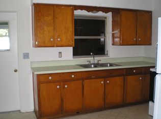 215 N Moss St, Leesburg, FL 34748