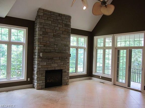 2nd image of 8790 Pheasant Run Ln