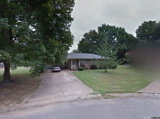 126 Western Hills Dr, Searcy, AR 72143