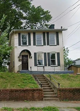 3 bed, 1.5 bath, 1486 sqft, $1,800 — Photo 1
