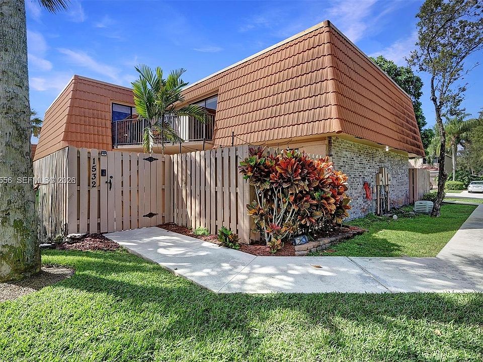 1st image of 1532 W Harmony Lake Cir
