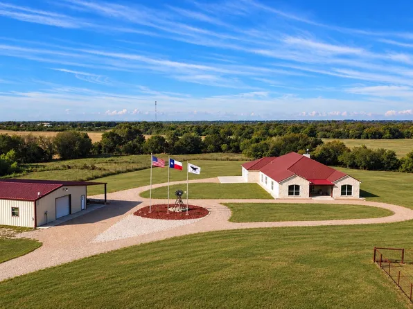 1220 Hinchliffe Rd, Mexia, TX 76667