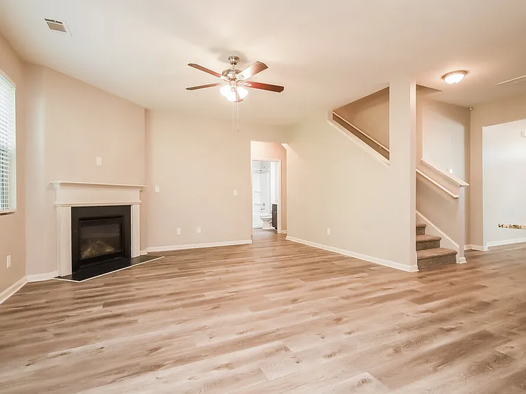 207 Shaker Hollow Dr — Photo 9