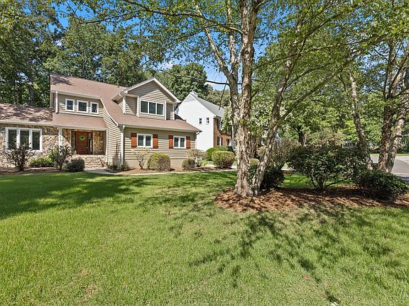 4th image of 115 High Country Dr