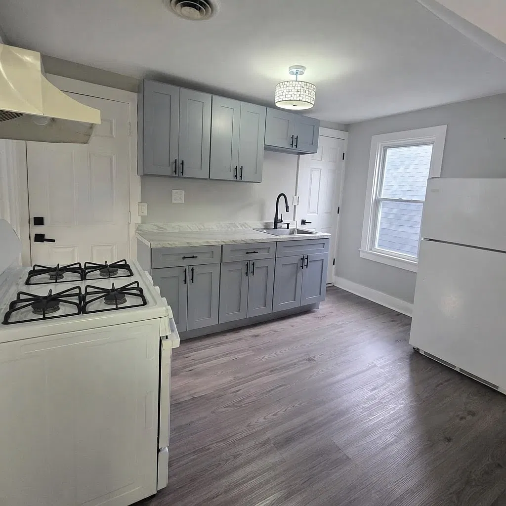 2 bed, 823 sqft, $1,650 — Photo 3