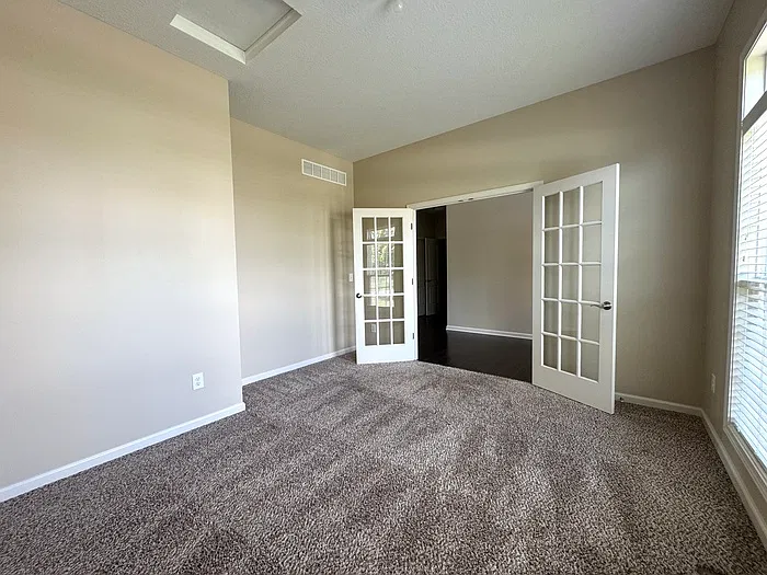 1166 Lenox Ct — Photo 4