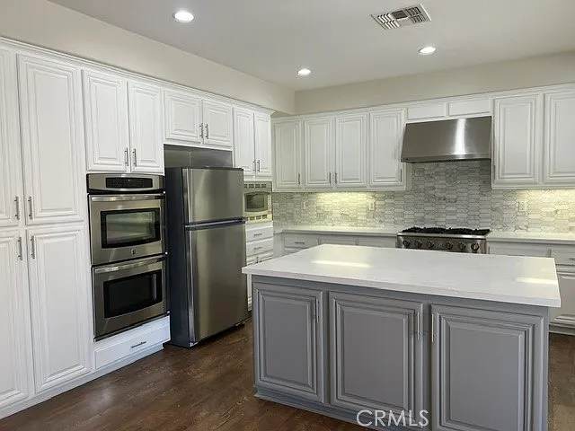 27840 Pointe Breeze Dr — Photo 3