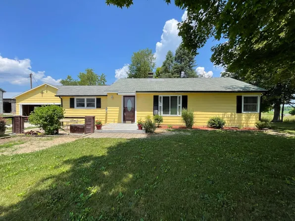 61064 County Road 378, Bangor, MI 49013