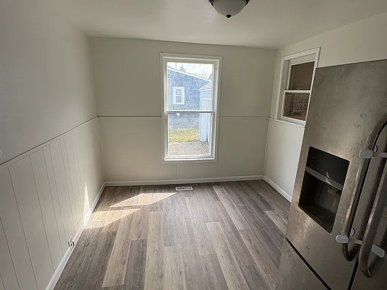 621 Miami St — Photo 17