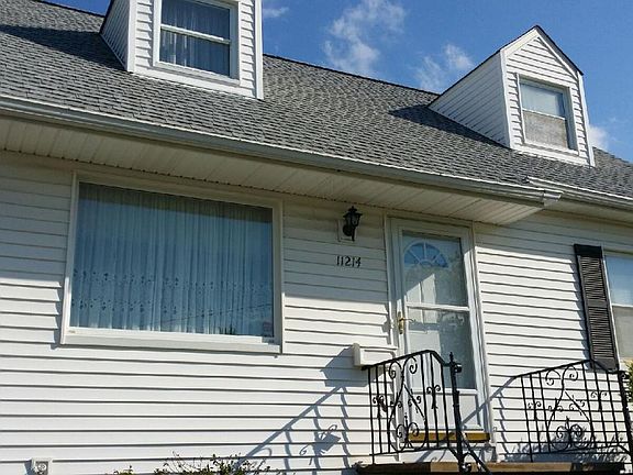 3rd image of 11214 Mountview Ave