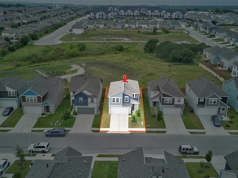 2911 Saint Regis Dr — Photo 5