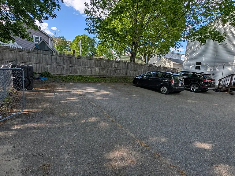 3 Barton St #3 — Photo 23