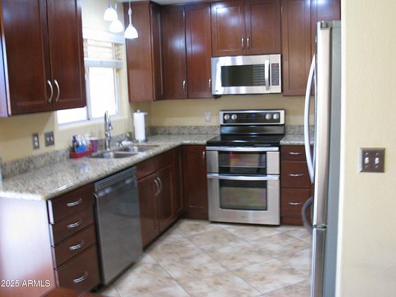4th image of 2845 W ANGELA Drive N