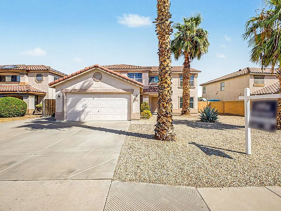 15554 W Gelding Dr