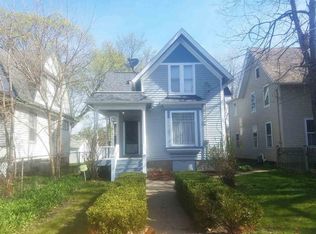 1034 Crosby St, Rockford, IL 61107