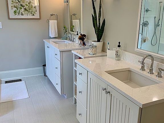 Master bath 