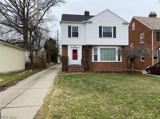 3726 Palmerston Rd, Shaker Heights, OH 44122