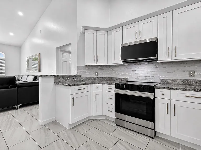 8695 SW 133rd Lane Rd — Photo 9