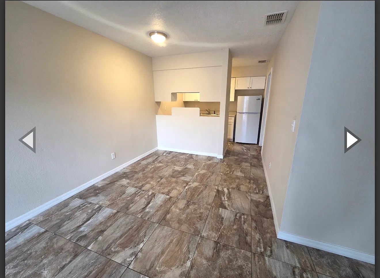 2 bed, 1.5 bath, 900 sqft, $1,075 — Photo 4