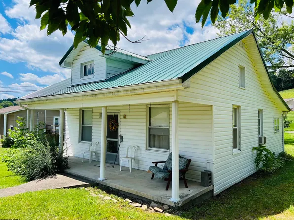 99 Springdale St, Grafton, WV 26354