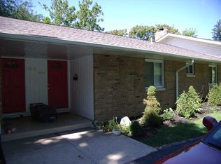 2635 Charing Rd, Columbus, OH 43221