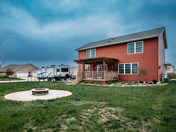 5th image of 516 Elliot Dr SE
