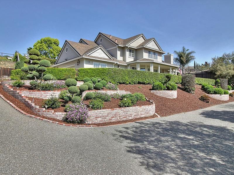 1st image of 4636 Thornhaven Way