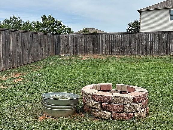 3rd image of 8525 SW 50th St