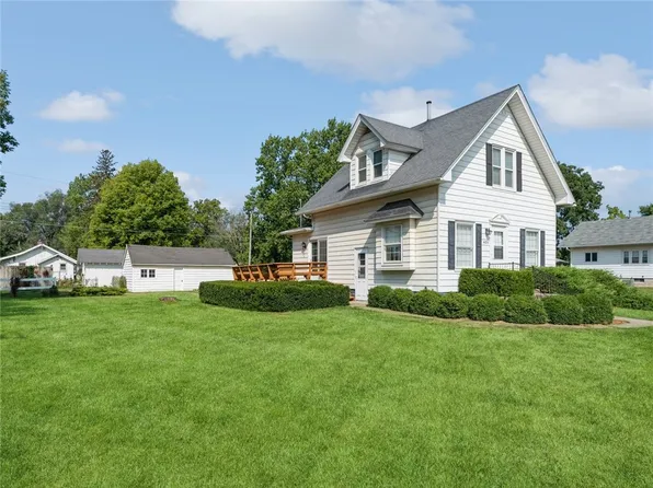 401 S Main St, Melcher, IA 50163