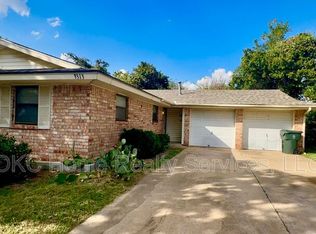 9313 NE Stardust Ln, Midwest City, OK 73130