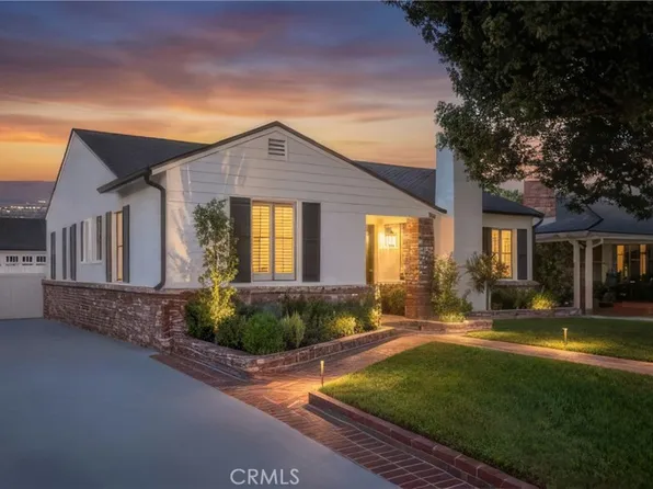 220 S Reese Pl, Burbank, CA 91506