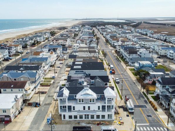 400 55th St #E, Ocean City, NJ 08226