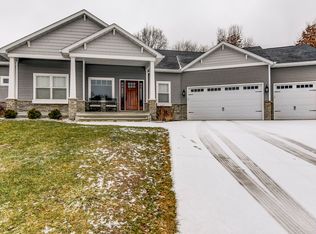 209 Pin Oak Ln, Springfield, IL 62711