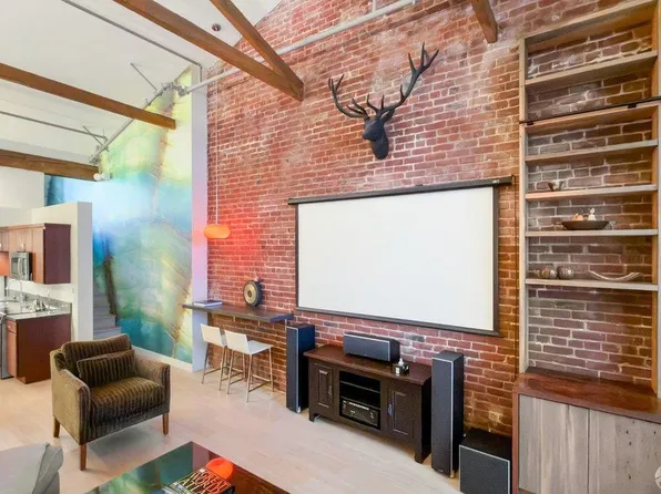 400 Spear St APT 206, San Francisco, CA 94105