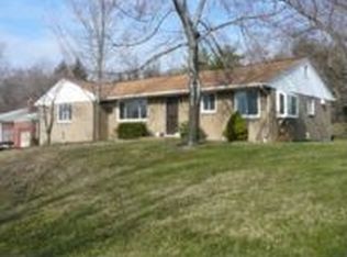 806 William Penn Ct, Pittsburgh, PA 15221