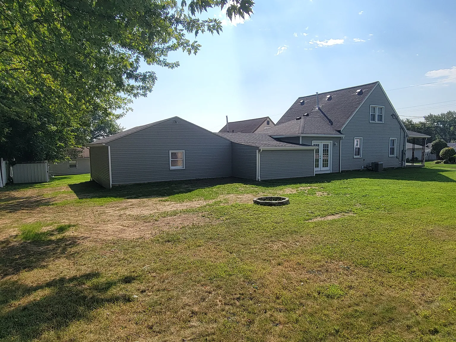3 bed, 1092 sqft, $1,495 — Photo 3