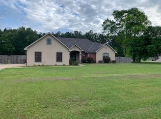 123 Eagle Point Rd, Leesville, LA 71446