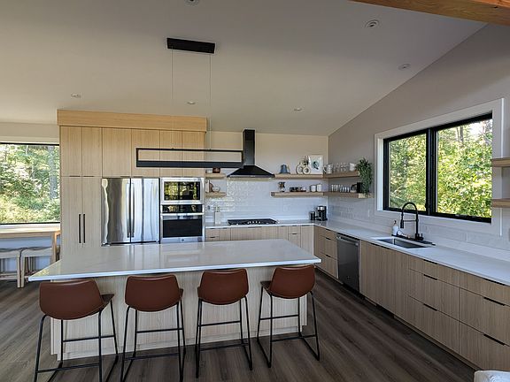 5th image of 424 Highline Ct