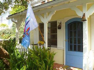 691 Saint Anns Dr, Laguna Beach, CA 92651