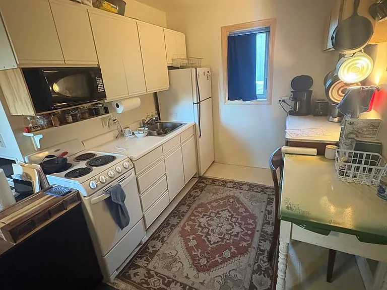 1200 Gregory Ln #1210 — Photo 4