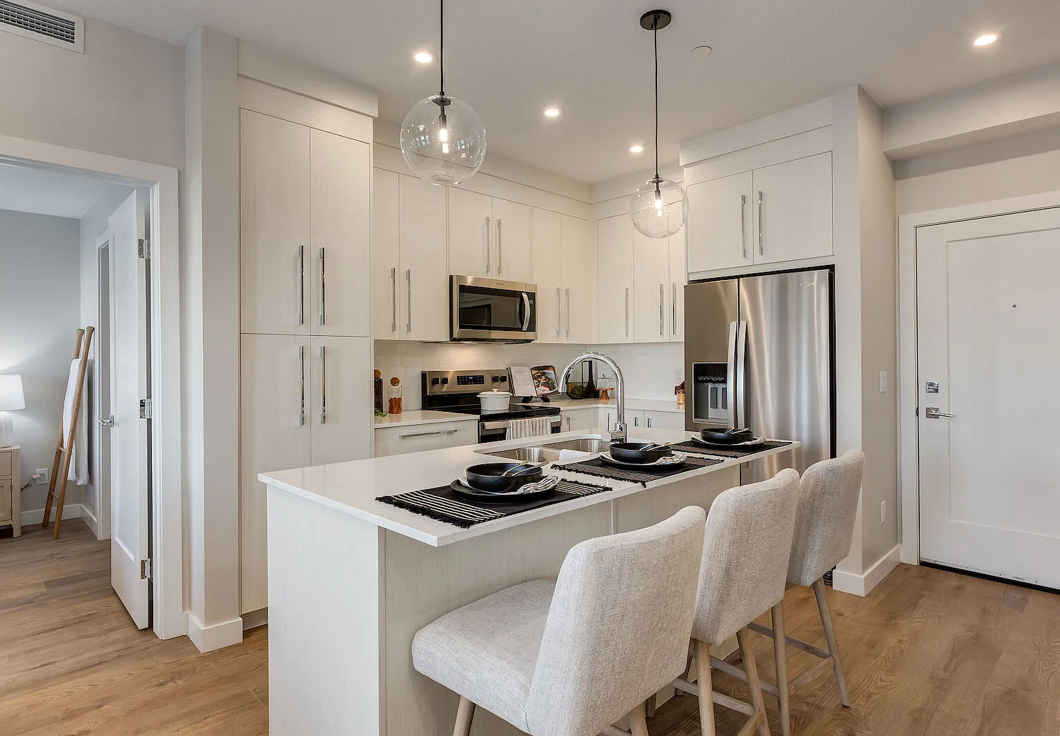 Atlas Apartments — Photo 1